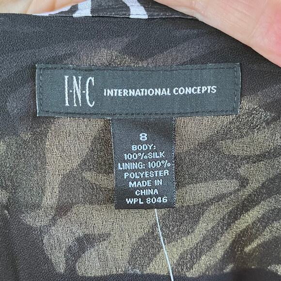 INC International Concepts Animal Print Mini Skirt 100% Silk Size 8. NEW - Picture 6 of 7